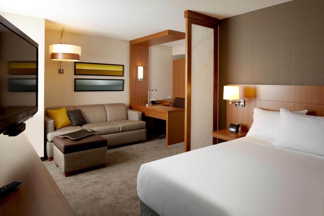Hyatt Place Indianapolis Fishers Exterior photo